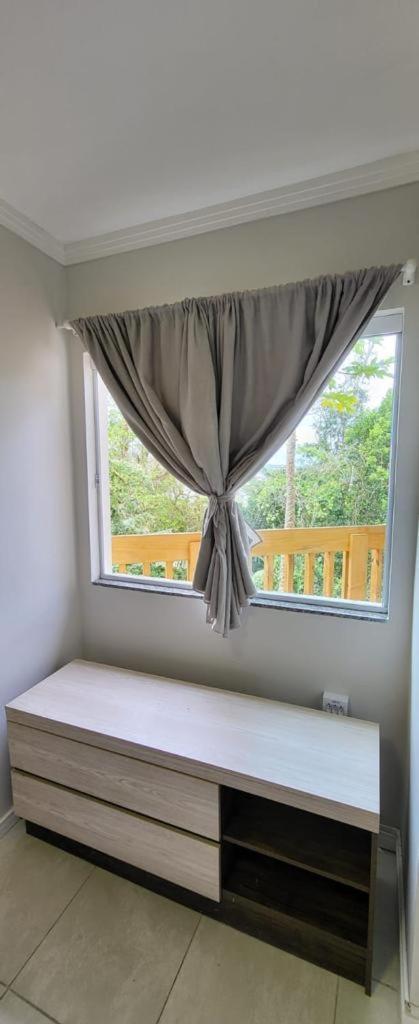 One-Bedroom Apartment,1539413101:JPEG